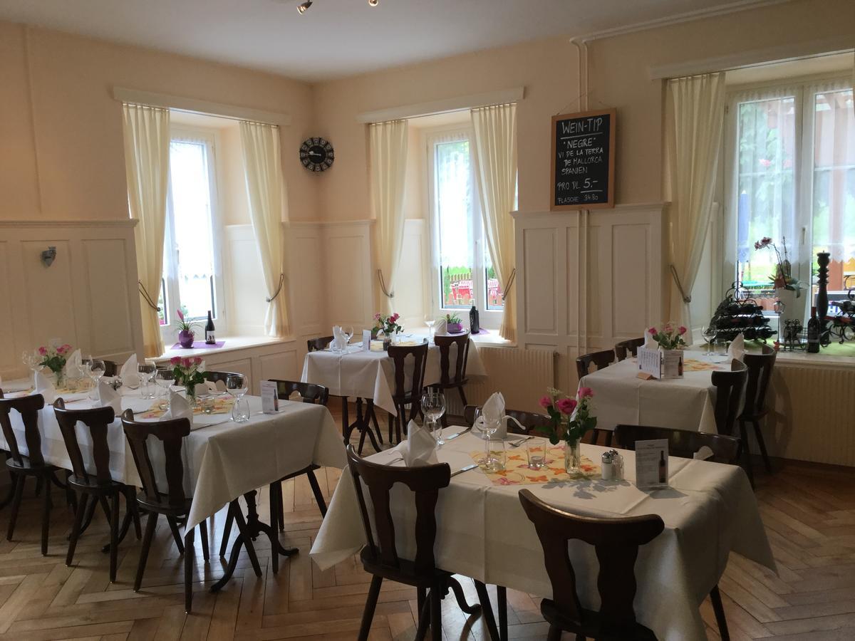 Hotel Restaurant Raben Linthal Eksteriør bilde