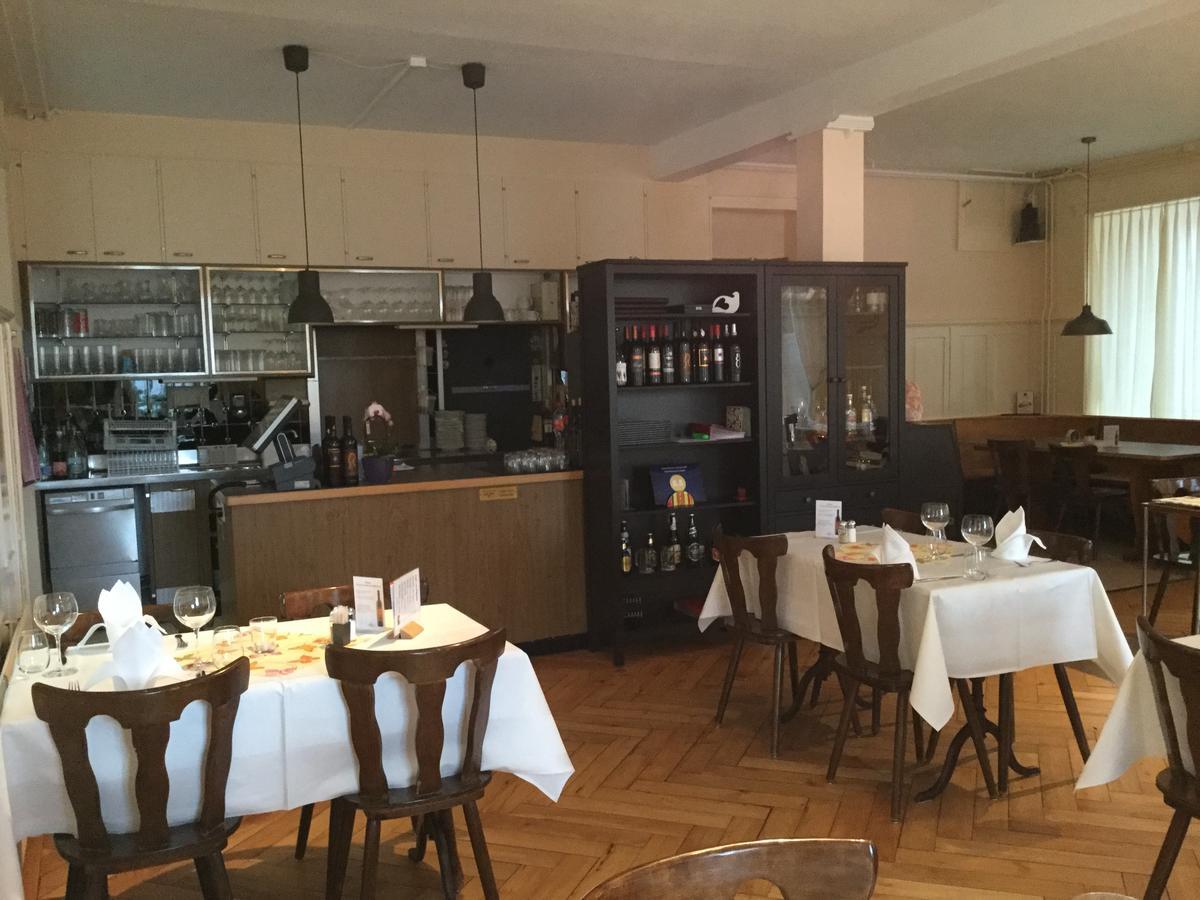 Hotel Restaurant Raben Linthal Eksteriør bilde